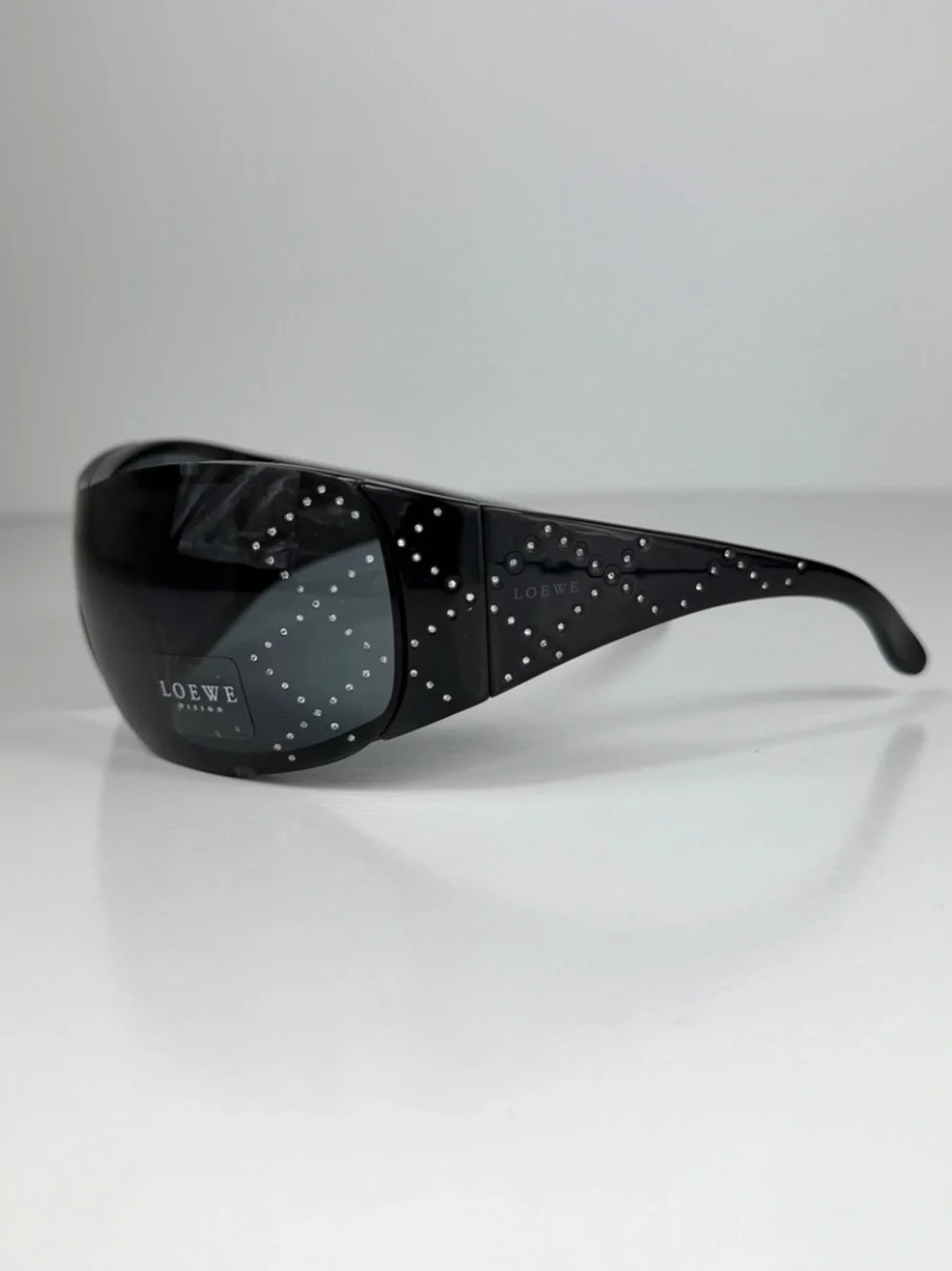 LOEWE SLW583S Z42X Crystal Anagram Shield Sunglasses Black Vtg Y2K Deadstock Set